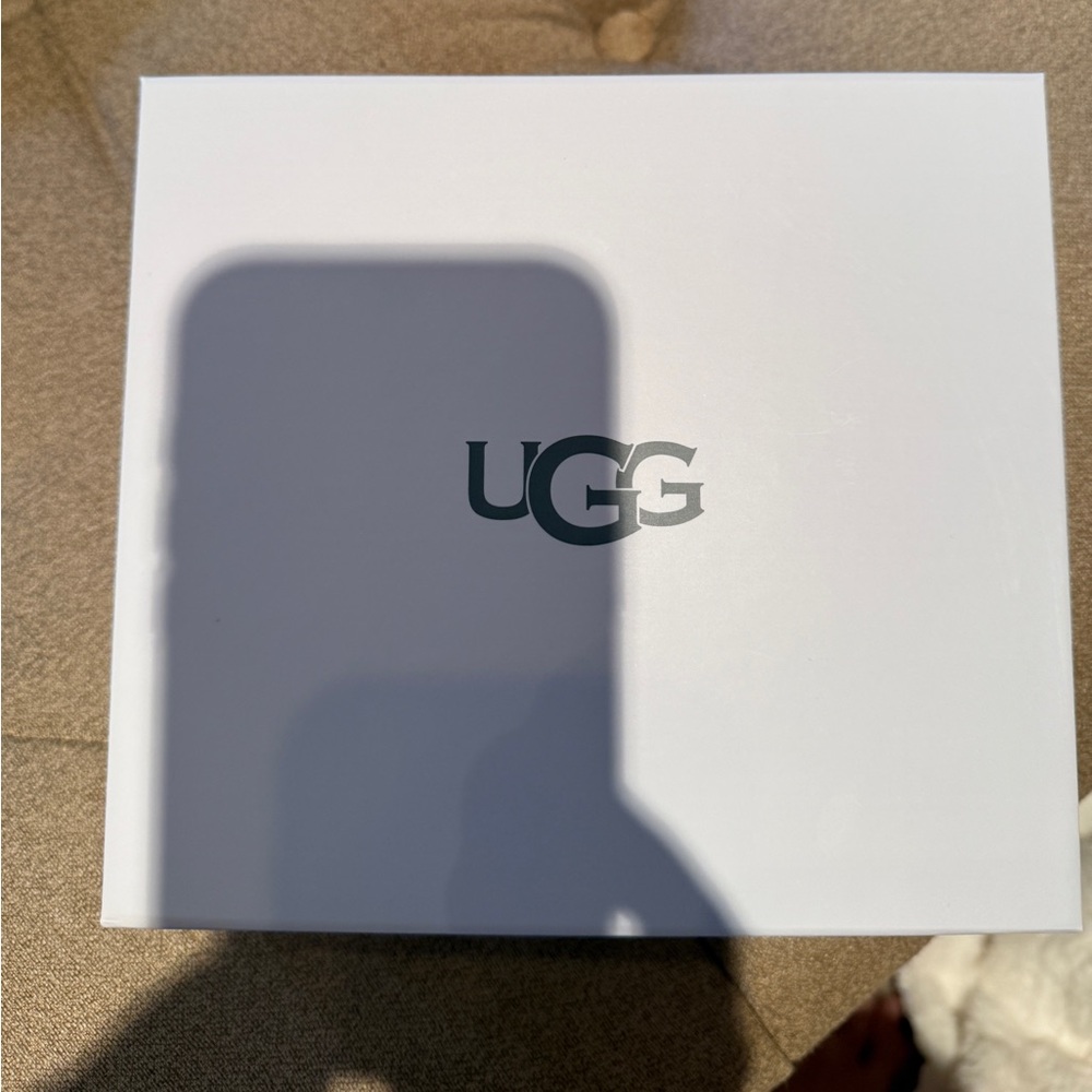 Ugg Sheepskin and Suede Care Kit